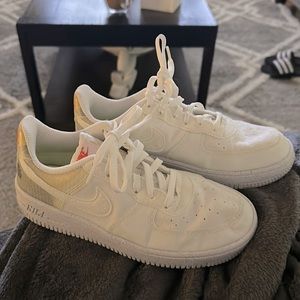 While Nike Air Force sustainable material used once